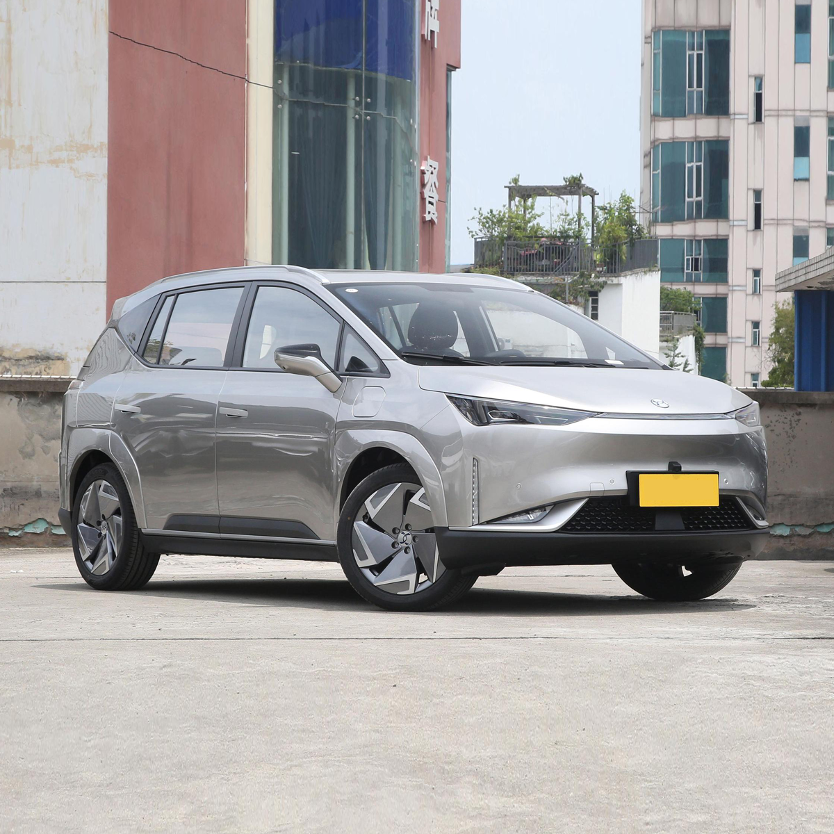 BYD Tang DM-i Champion Edition Premium Model Electric Vehicle Front-Engine Front-Drive Medium SUV with Left Steering EV Car