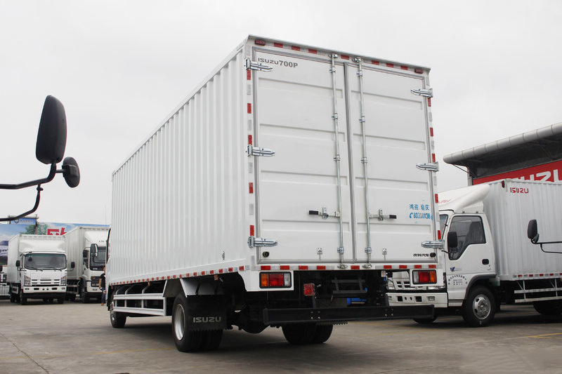 Used truck 3/5 ton 26ft van cargo truck,small box delivery truck 10 toneladas camiones de carga deposit