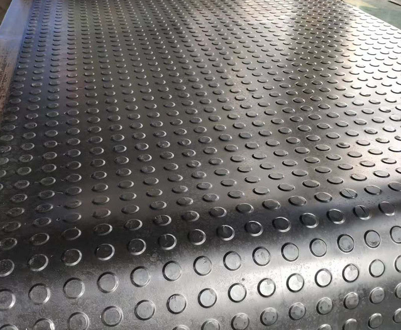 Customized Coin Pattern Stud Anti-Slip floor car Rubber Mat EPDM NBR Corrugated Drainage Rubber Sheet