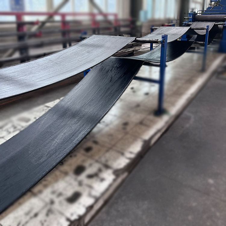 High Strength Nn Ep300 6 Ply Rubber Flat Conveyor Belt for Rock Stone Crusher