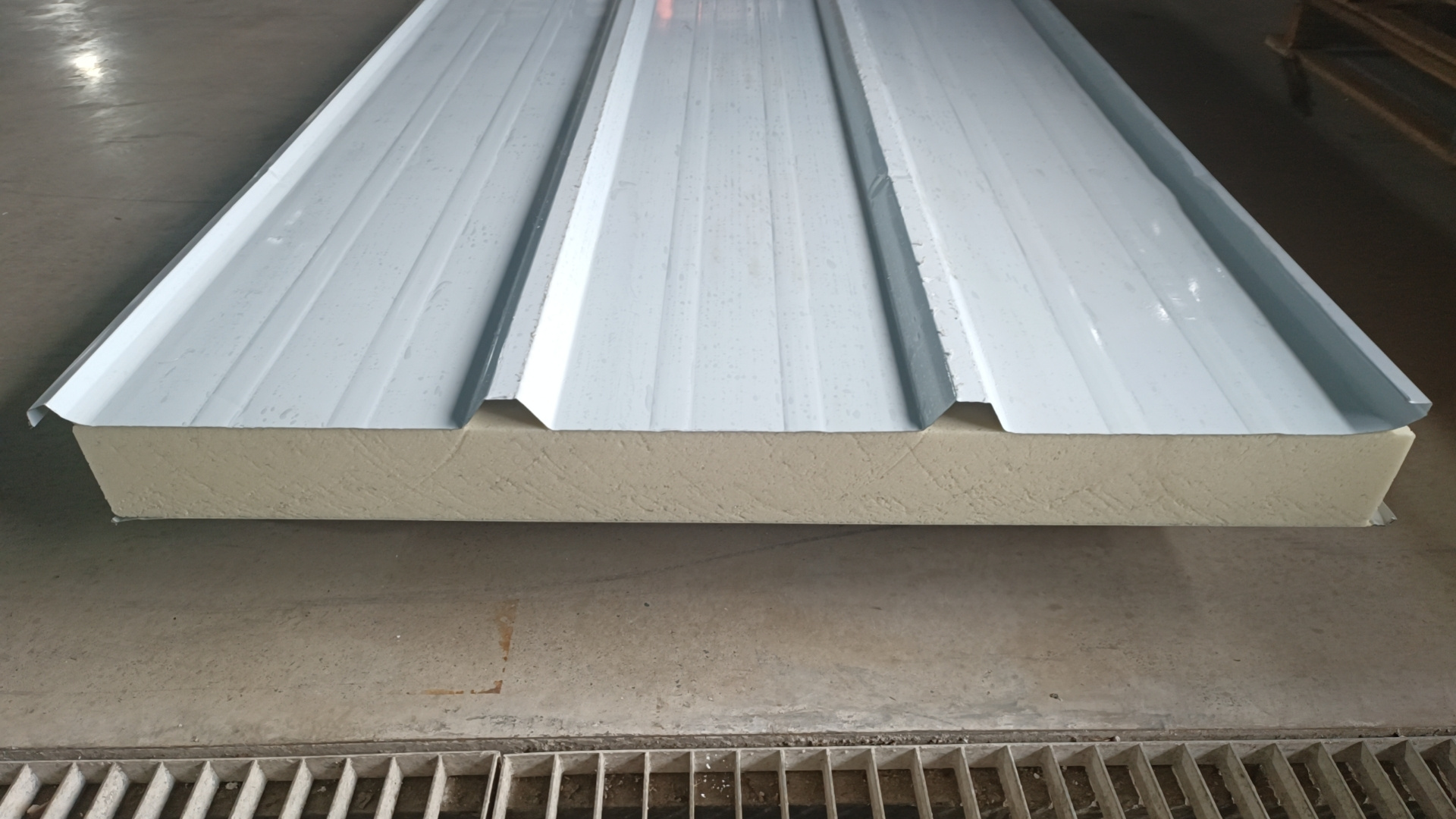 FactoryThermal Insulated Roof Rock Wool Sandwich Panel for Wall Fireproof PIR PU EPS Sandwich Panels Price