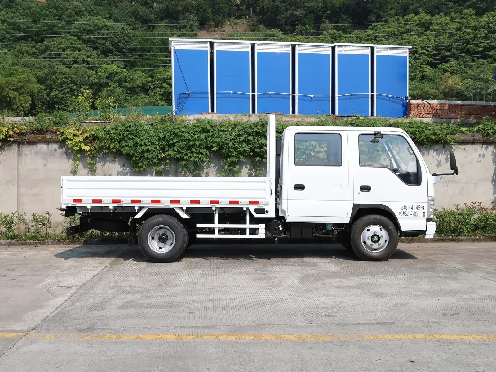 ISUZU 4X2 100p Euro V Camion de carga for 2022 new model