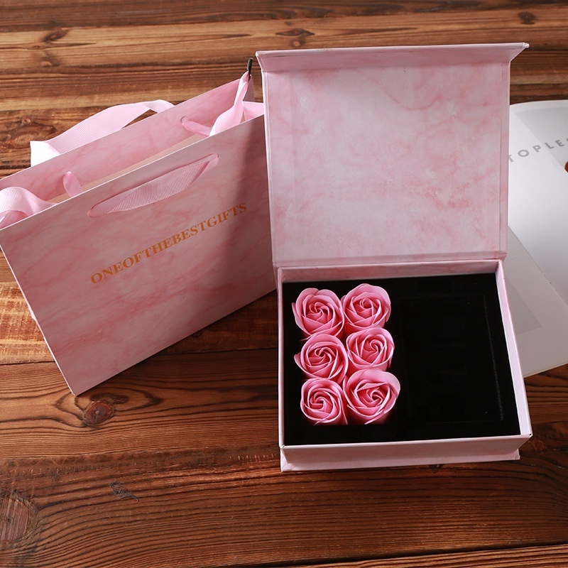 Luxury Mom Gift Box Custom Packaging Flip Soap Flower Jewelry Immortal Rose Gift Box Mother Valentine's Day Flower Gift Box