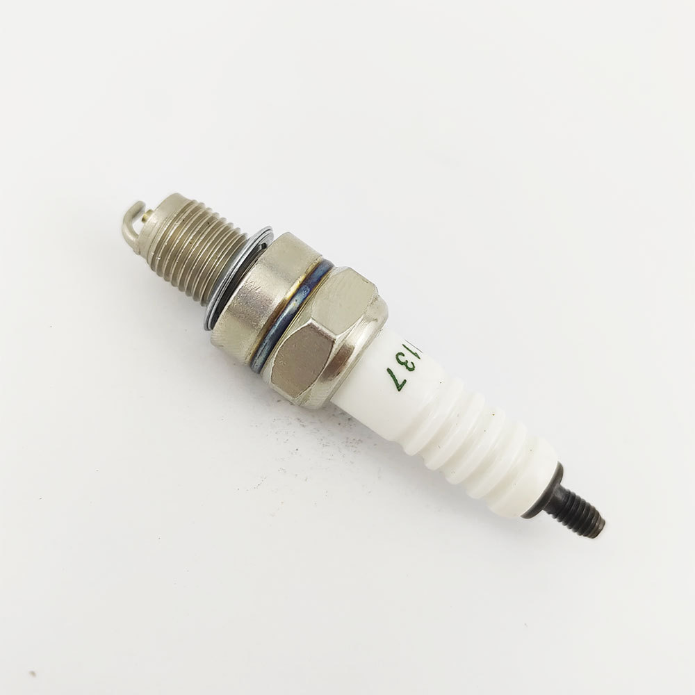 Fast Delivery Factory High Quality Motorcycle Use Torch Spark Plugs