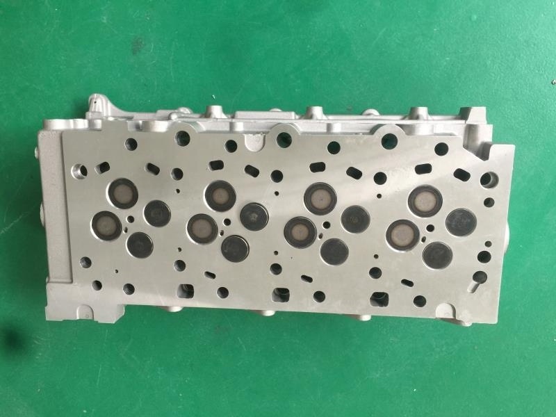 Engine Parts D4CB Complete Cylinder head H1 22100-4A210 22100-4A250 With camshaft