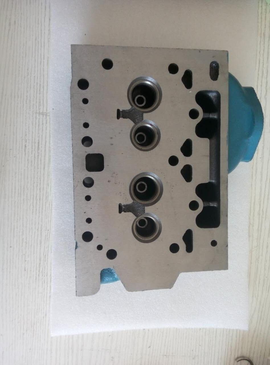 Excavator Machinery Engine Parts ZL600 Cylinder Head For Kubota B6000