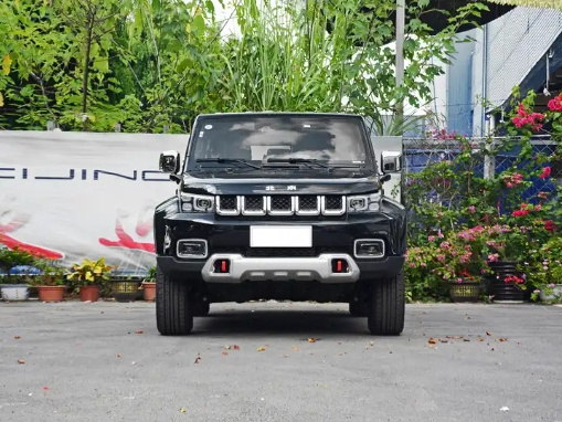 2024 Hot Sale Beijing BJ40 2.0T Second-hand car automatic two-wheel drive city hunter version multi-function control fuel car