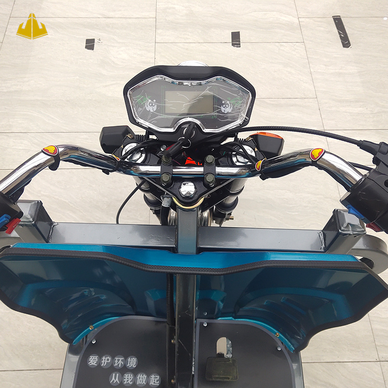 Chinese factory price Atvs electric motorcycle cargo tricicle with roof