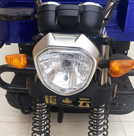 Chinese hot sale powerful a gasolina 300cc 3 wheel enclosed motorcycle motos cerradas tricycle with roof