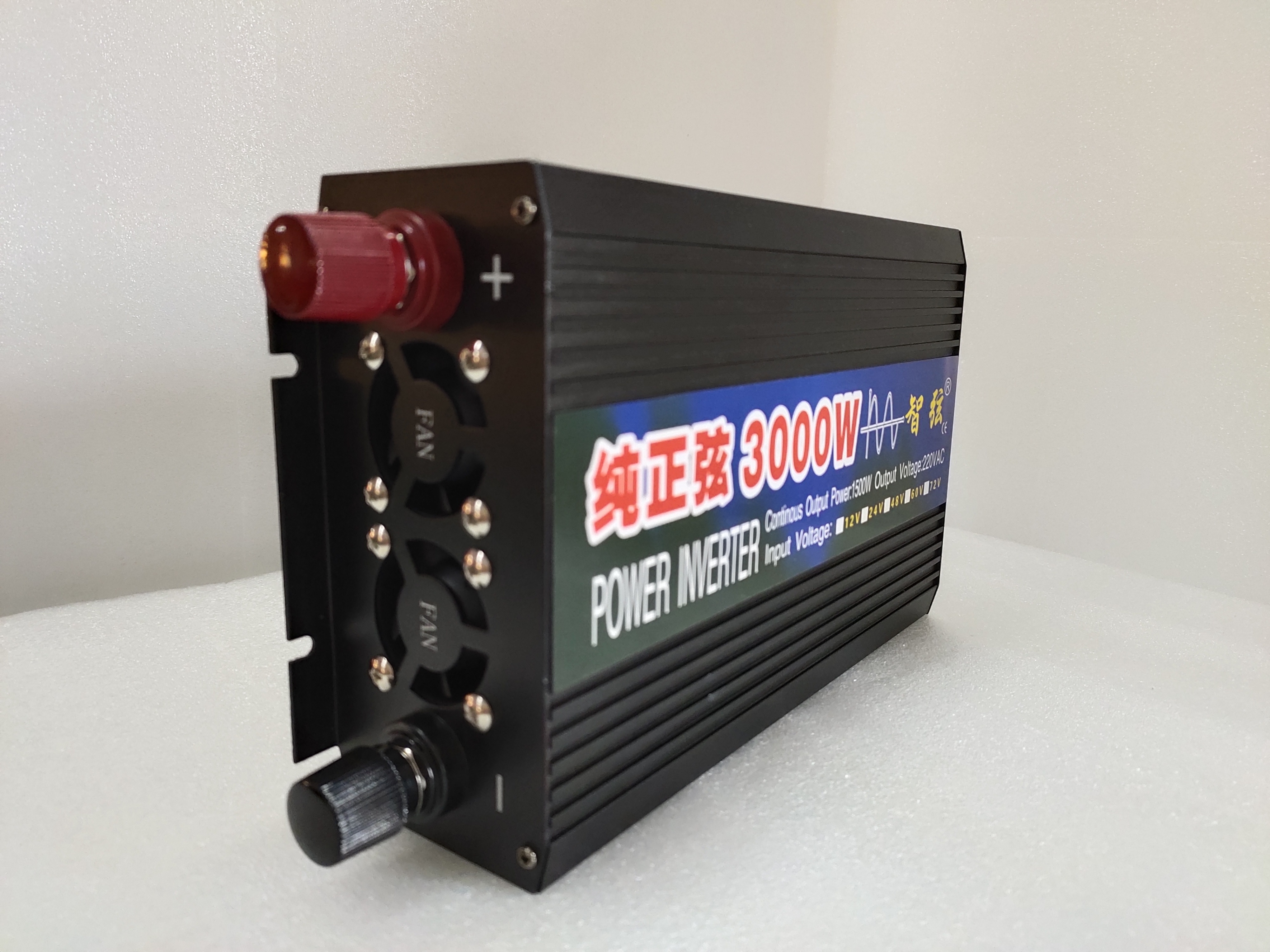 Multifunctional solar inverter 12V 24 volt to 220v pure sine wave hybrid inverter battery high power converter 2000W