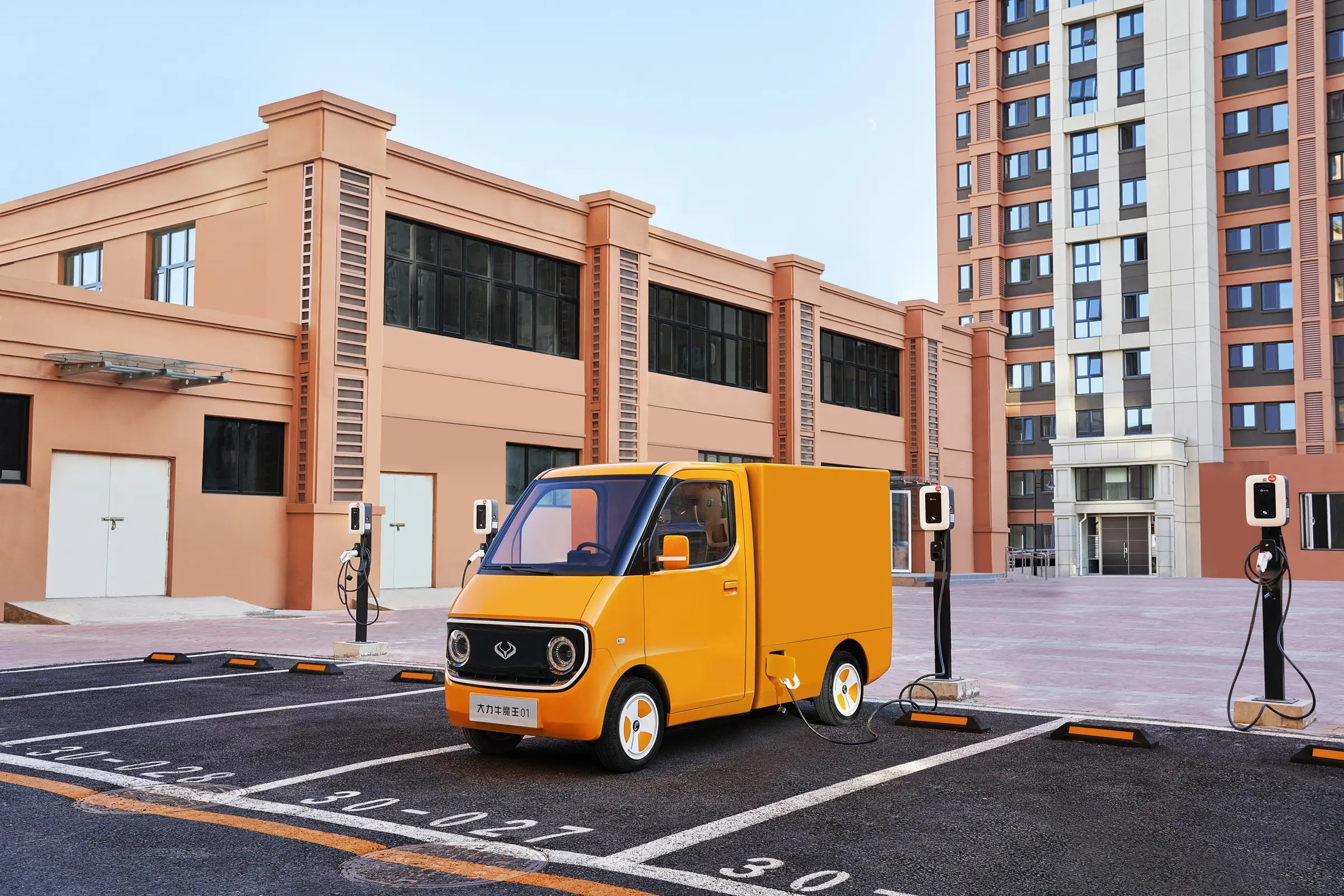 2023 Mighty Bull Demon King pure electric mini truck  Cheap four-wheeled electric pickup trucks made in China