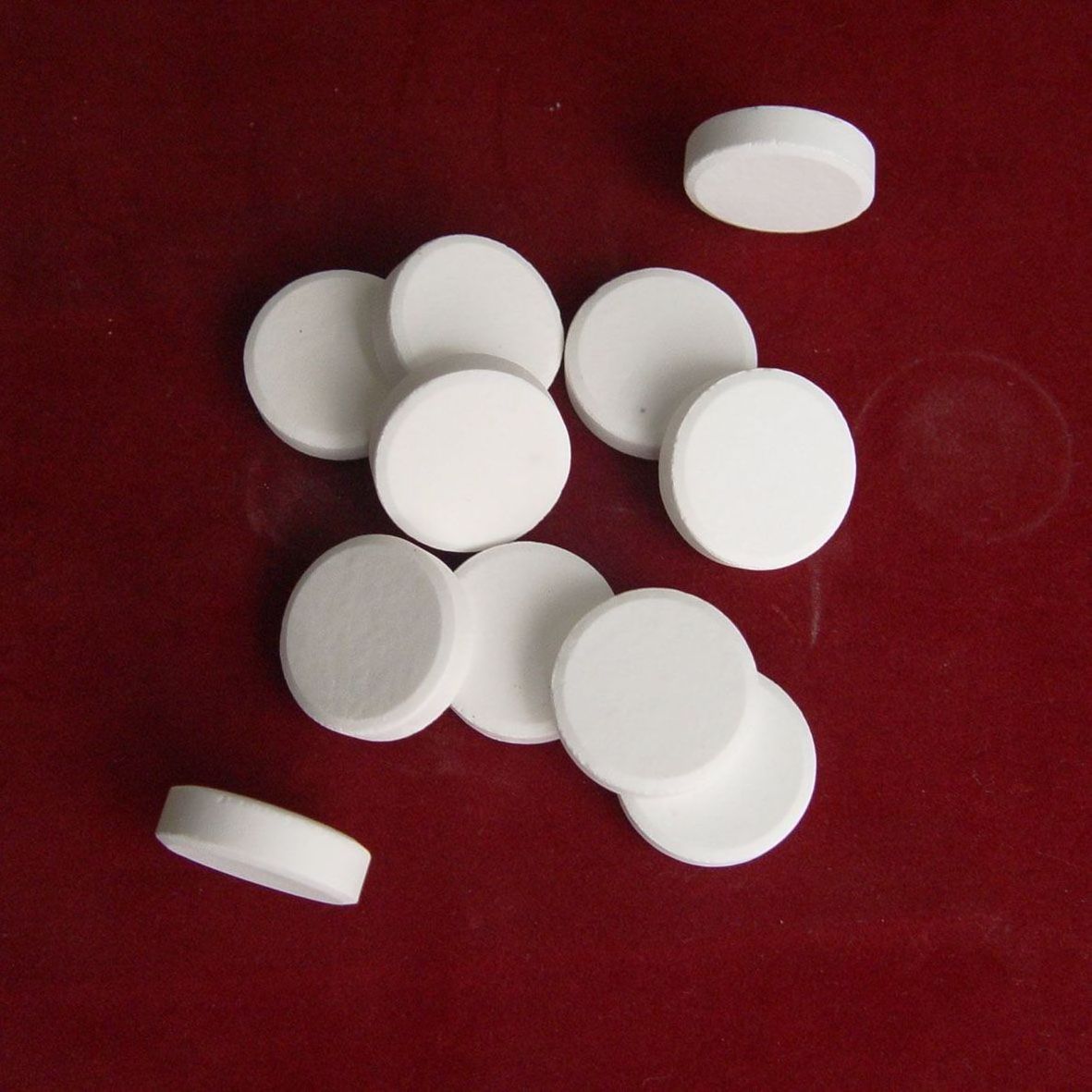 Functional Nanoscale Zirconium Oxide CAS 1314-23-4 99.99% Zirconium Dioxide Zro2 Powder Price Nano Zirconia Powder