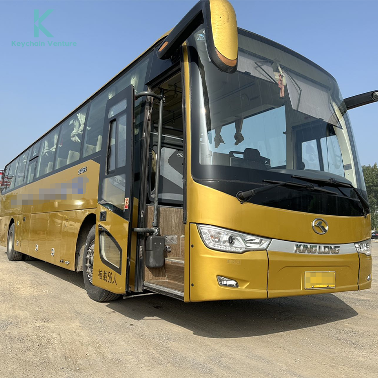 XMQ6120 Comfortable 56 Seats Luxury Tour Bus For Sale Second Hand Bus Medium-sized Chinese Bus XMQ6120BCD5D