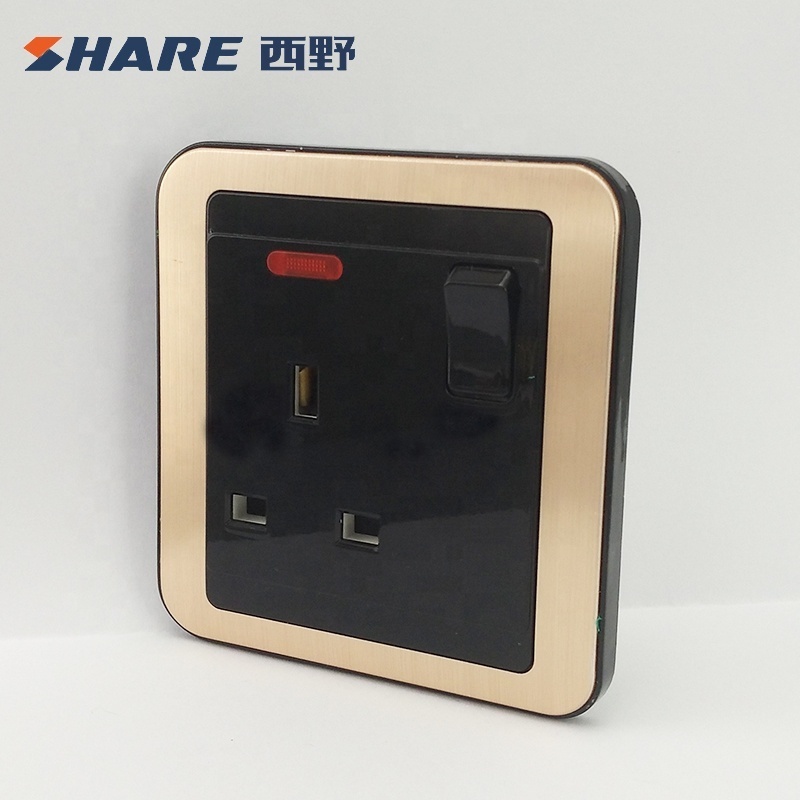 SHARE factory price Quality Assured 3 Pin Plug 13A Switched Socket Black Panel british socket