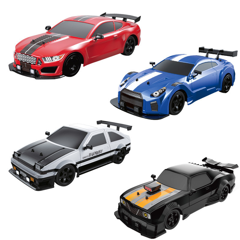 1/16 Scale Small 2.4Ghz Remote Control 4WD GTR High Speed Spraying Vehicle 18km/H Racing Drift RC Car Models For Kid Adult