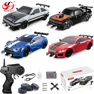 1/16 Scale Small 2.4Ghz Remote Control 4WD GTR High Speed Spraying Vehicle 18km/H Racing Drift RC Car Models For Kid Adult