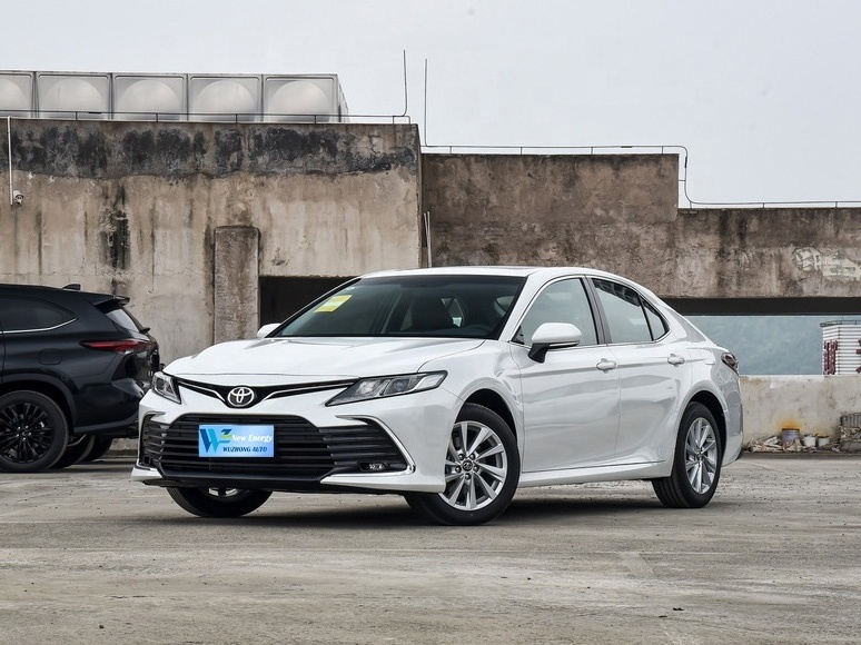 Cheap Gasoline Car Toyota Camry 2007 Sedan 2.0G Luxury Chinese used Cars High Speed 205km used cars for sale