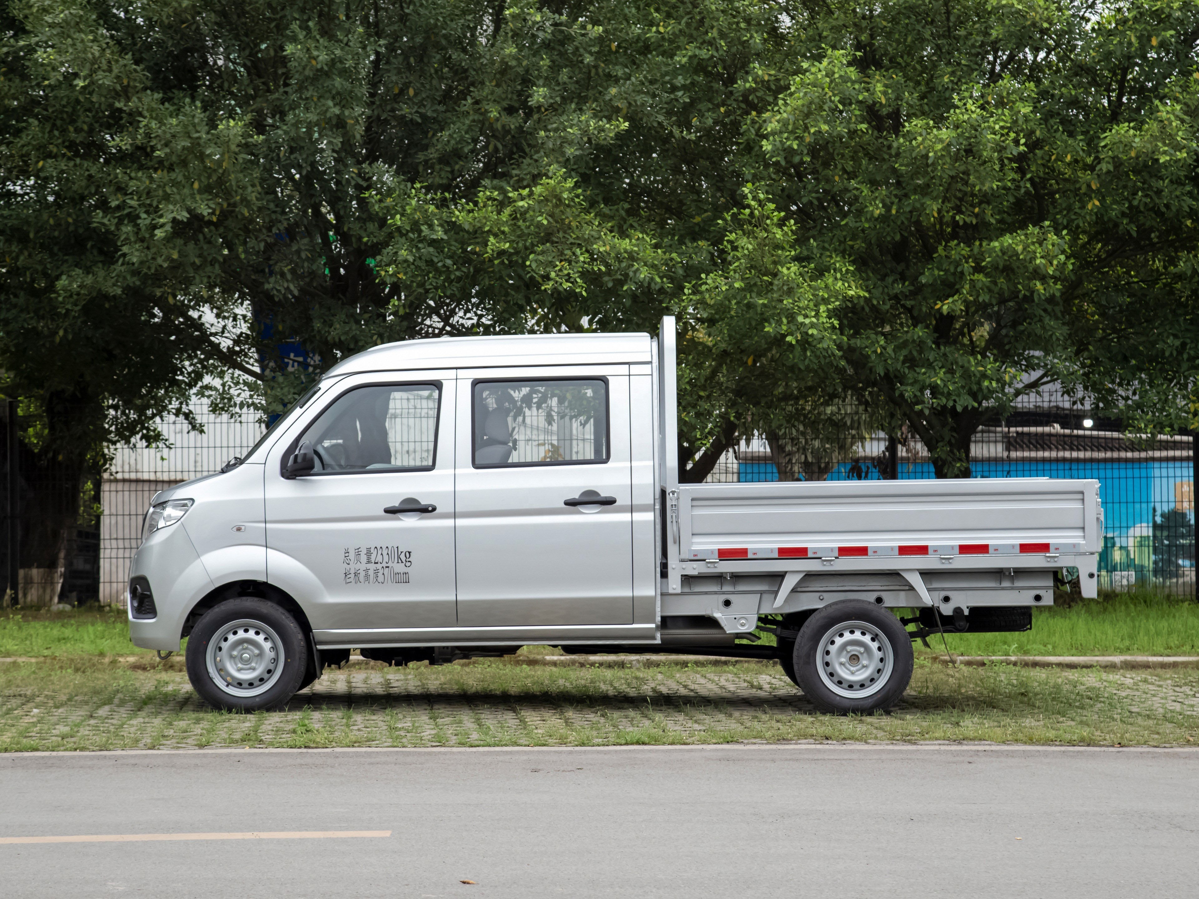 Electric cargo small truck shineray T3  chinese pickup truck 2 Seater 230km Gasoline Mini Cargo Truck 4x4 Used for sale