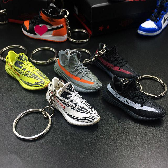 Wholesale 3D Mini YZY 700 350 v2 AJ1 OW Shoes Sneaker Keychain