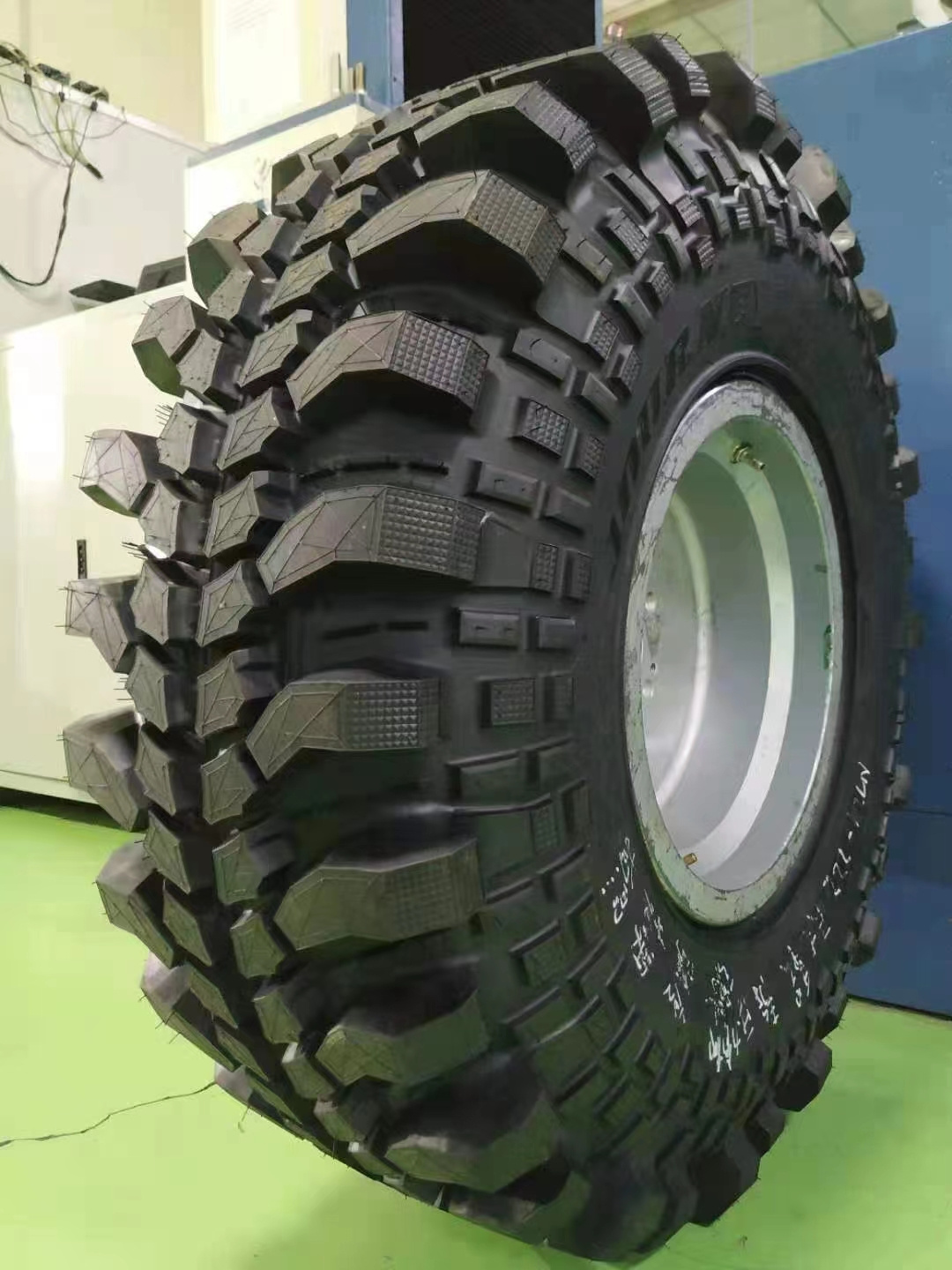 Mud Tire  WN02/WN03 High Performance 31x10.5-15 33x12.5-15 37x12.5-17 Sidd by Side ATV Tyres UTV Tires