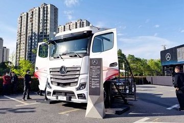 Best Sales Mercedes-benz Actros 1848 Ls 4x2 Tractor 6b Emission Standard Truck-Heavy Truck,Chinese Heavy Truck Price,Mercedes