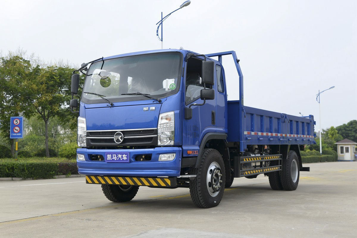 Hot Selling Light Diesel Truck Price 116hp 4x2 4x4 3 ton 5 ton Mini Dump Trucks 4x4