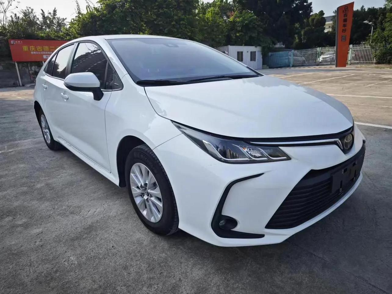 Used cars wholesale Japan  Corolla TNGA CVT GR SPORT 2023 1.5L Used toyota Sedan For Sale Automotive