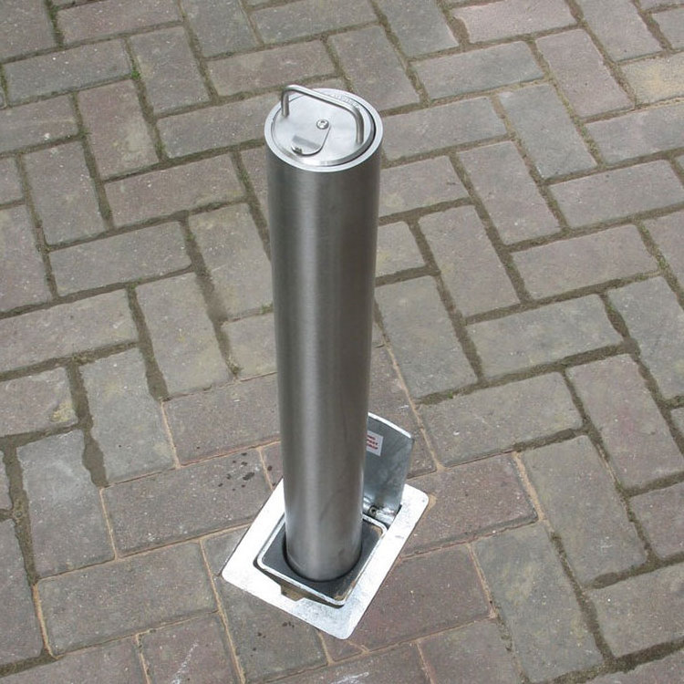 costom design outdoor stainless steel removable fixed security bollards outside road parking metal safety traffic barrier