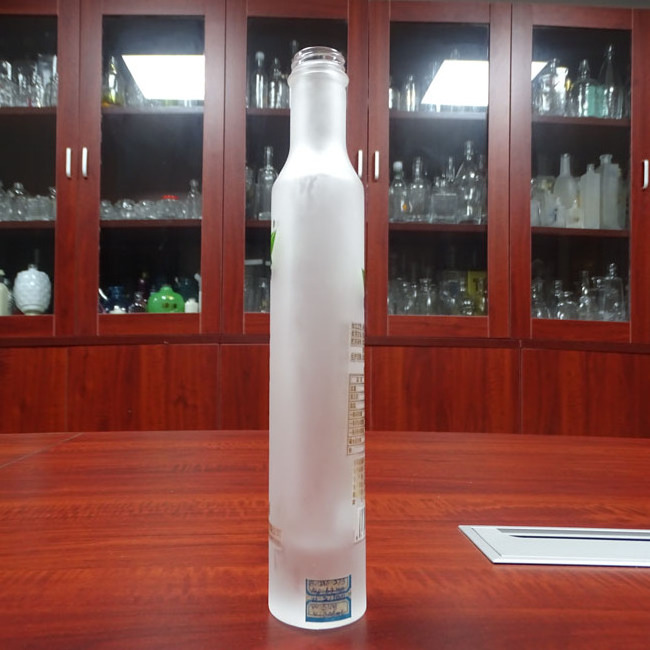 Fancy Screw Top White Frosted 25cl Glass Spray 250ml Oil Glass Bottles