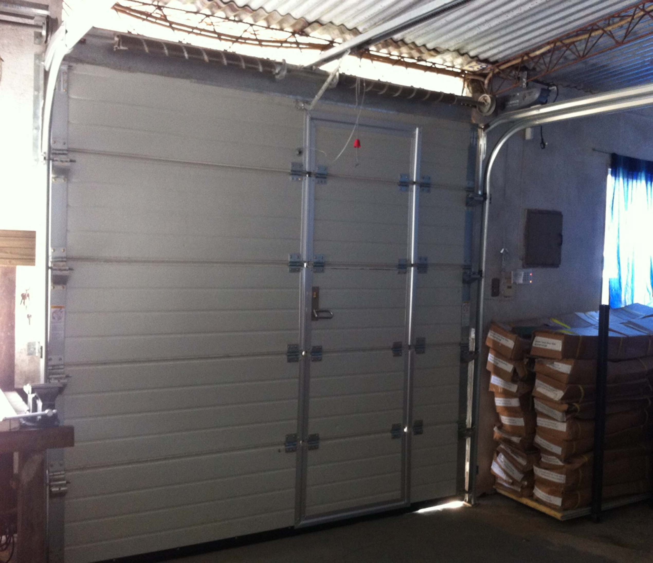 High Quality Pass Through Garage Doors with Small Pass Door