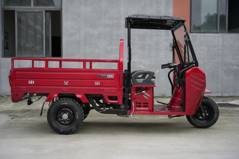 Zongshen 150cc 175cc 200cc Water-ccoled Engine 3 Wheel Heavy Duty Cargo Gasoline Mini Pickup Motor Tricycle With Closed Cabin