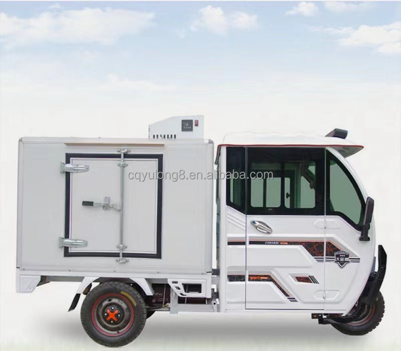 The same city to send cold chain food  electric three-wheeled insulated truck delivery milk ice cream freezer truck