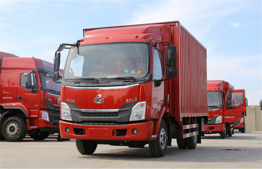 2023 Factory Supply L3 4*2 Dongfeng Cargo Truck Customizable Colors Cargo Delivery Truck Small Cargo Trucks For Sale