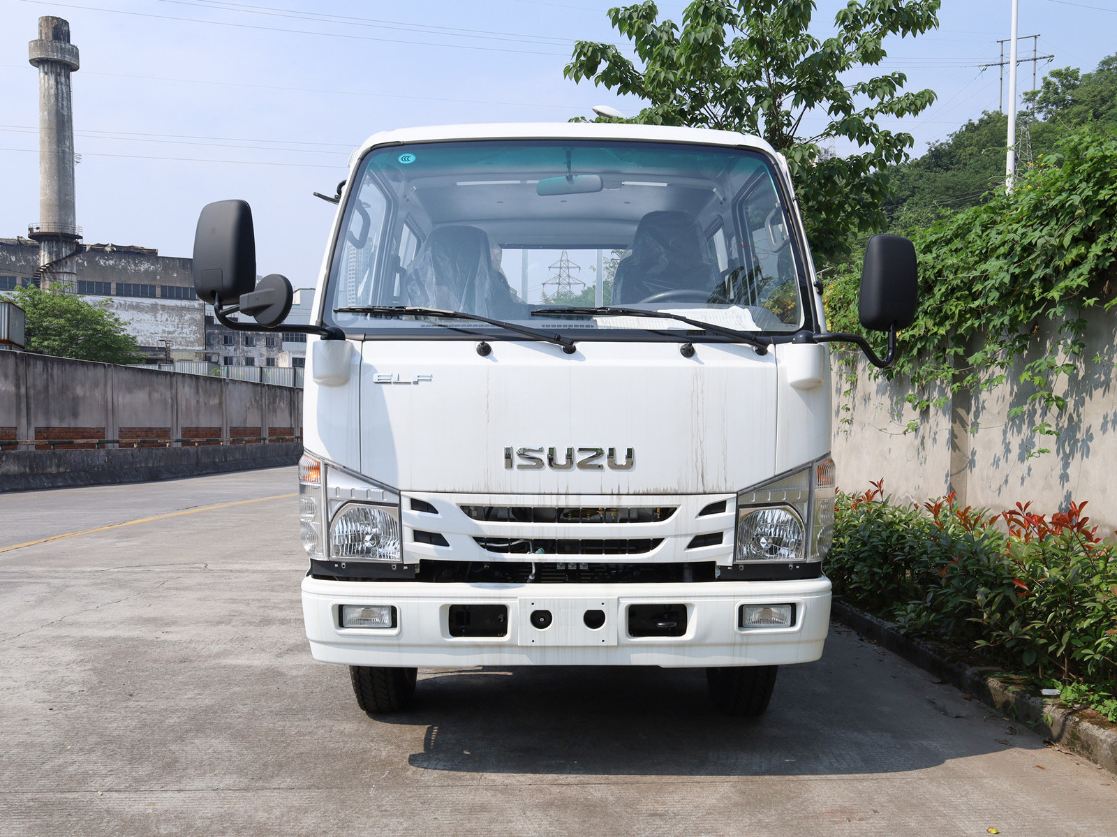 ISUZU 4X2 100p Euro V Camion de carga for 2022 new model inital payment