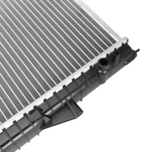 Hot selling car aluminum radiator for Toyota  nissan auto radiators pa66 gf30 universal water cooling radiator OEM 8972219732