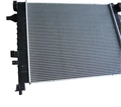 Wholesale Price Aluminum Radiator for Toyota OEM 16400-22160 Nissan Auto Radiators Pa66 Gf30 Universal Water Cooling Radiator