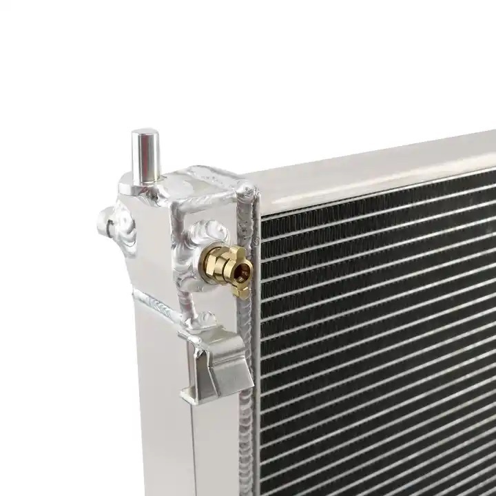 High Performance Car Radiators Aluminum Radiator for Chrysler Radiator Plastic Tanks OEM 8E0121251D