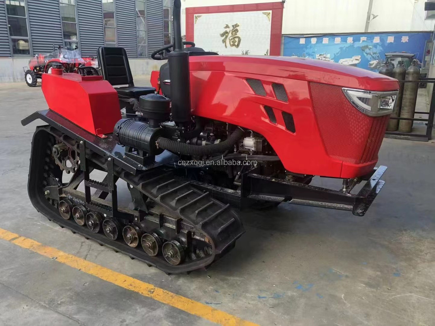 Water and drought farming machine 25 HP 35 HP riding rotary tiller Small riding crawler rotary tiller