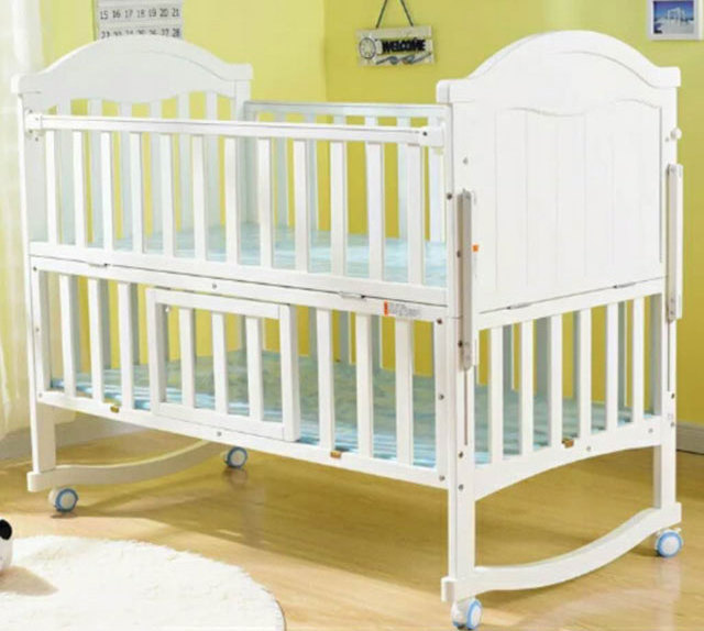 Solid wood multi-function large size game bed rocker pine paint cradle baby bed crib