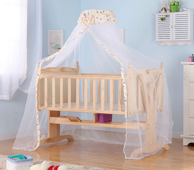 Multifunctional solid wood baby bed/new born baby crib/wooden swing cot for sale