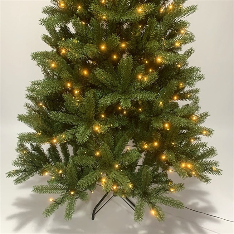 Premium high quality 150cm 7ft 210cm 220cm 9ft 12 ft mix pe pvc mixed plastic artificial christmas tree with led lights included