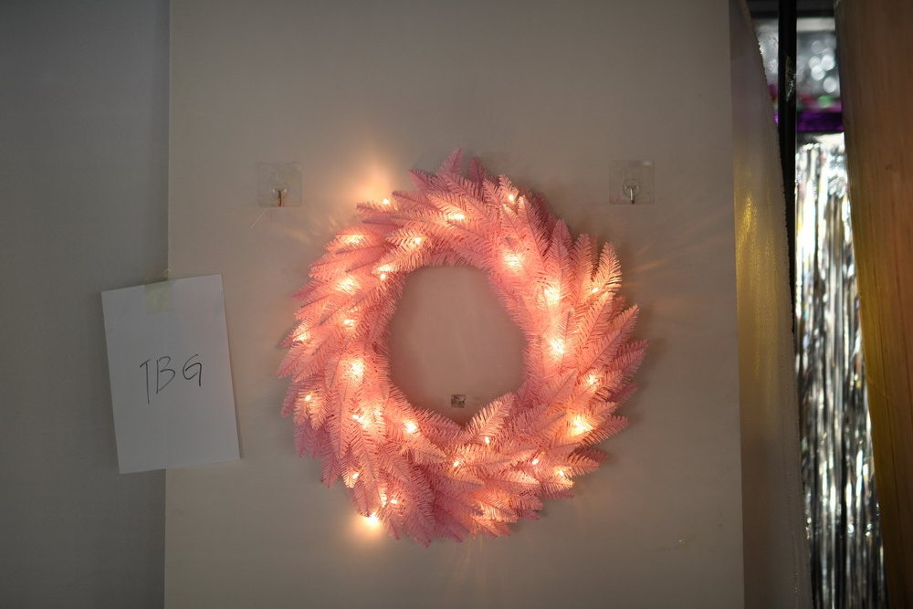 Christmas Birthday Party Wall Hangings LED Shinny Artificial Flowers Garland Tinsel Garland Lamp