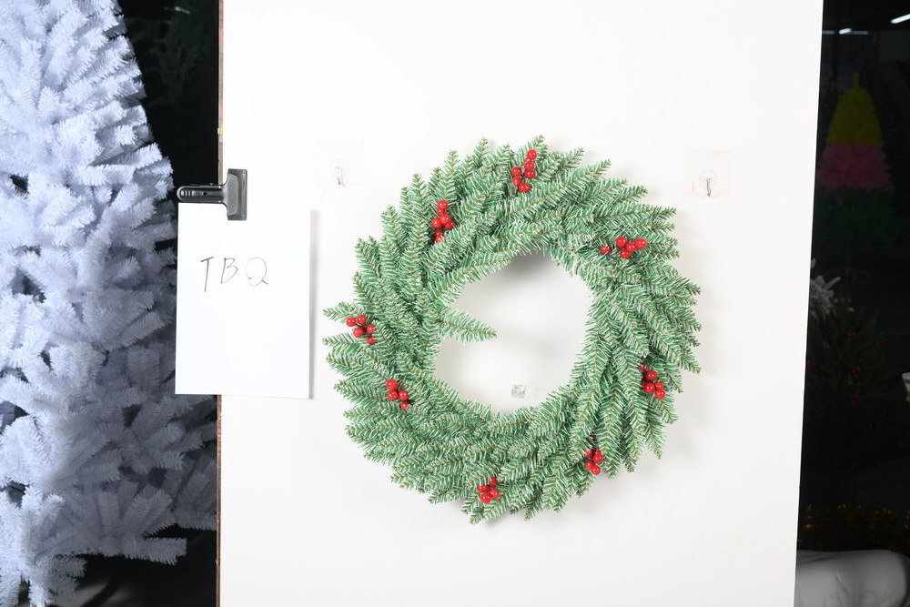 2022 Christmas Hot Sale White Tinsel Cedar Garland Christmas Decoration Wreath And Garland