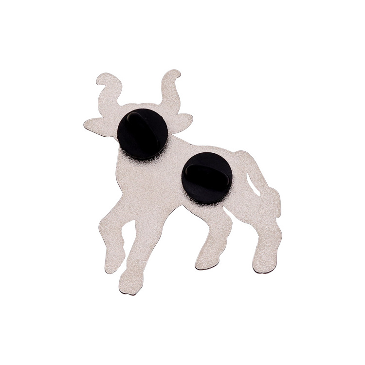 High Quality Design Custom Metal Enamel Pin Cute Cow Color Filling Bull Individuality Demon Souvenir Animal Badge Pin