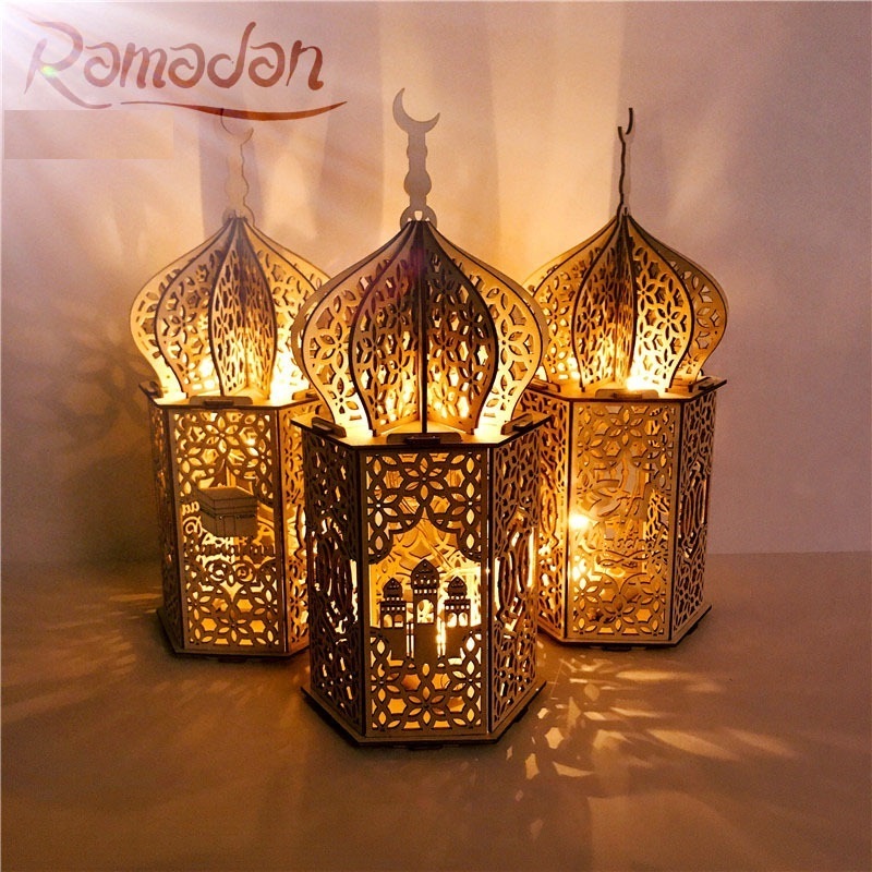 Wholesale Ramadan Decoration Wooden Handicraft Ornaments Creative Muslim Eid Mubarak 3D real flame Decora wood craft lanterns