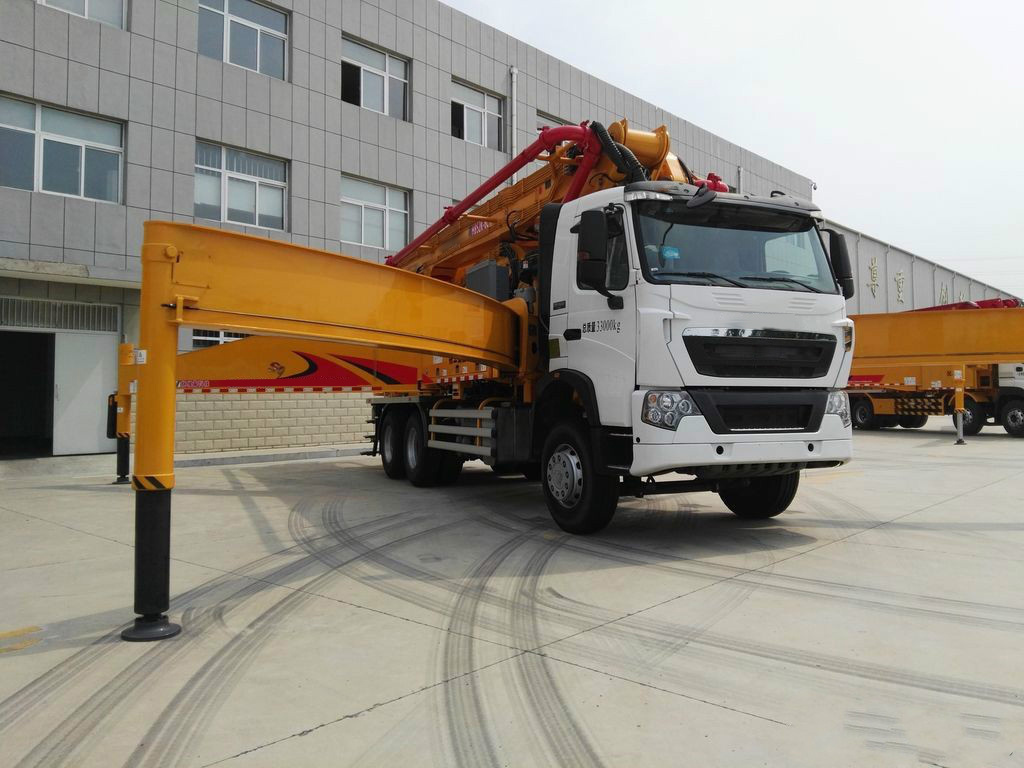 Chinese Top Brand Mobile Concrete Pump Machine HB43K 43m Concrete Pump Truck  for Sale