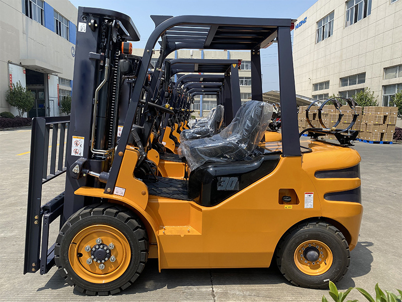 Popular Market 3ton Forklift Duplex Full Free Mast Diesel Forklift HH30Z-N3-D