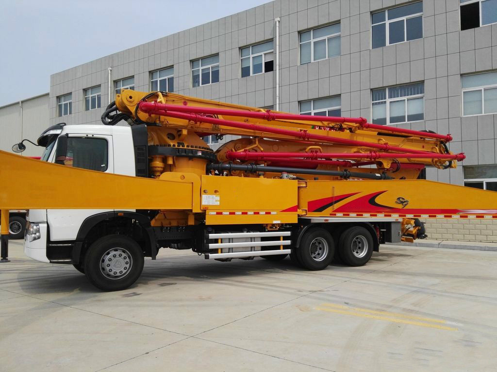 Chinese Top Brand Mobile Concrete Pump Machine HB43K 43m Concrete Pump Truck  for Sale