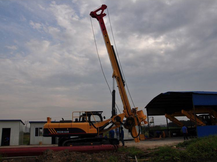 Chinese Top Brand YUCHAI Rotary Drilling Rig YCR160D In Africa