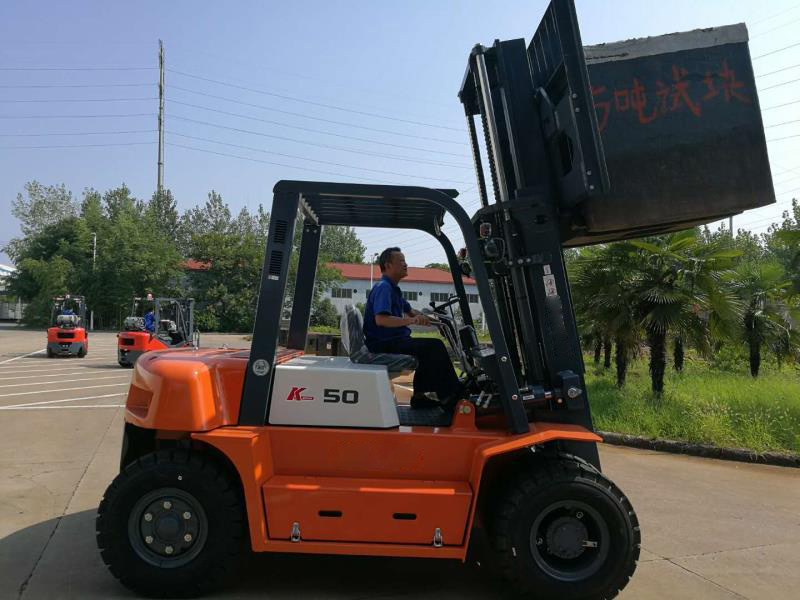 Hot Sale Brand CPCD50 5Ton Diesel Forklift Auction With Clip In Pakistan